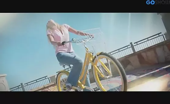Passionate Blonde Unleashes Her Sensual Magic Fingers